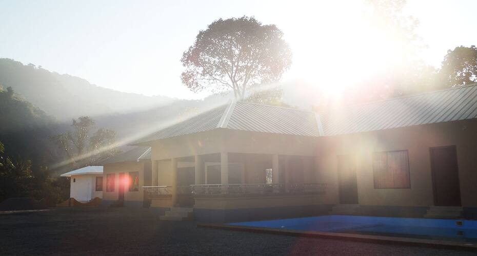 Misty Garden Cottages, Munnar 5